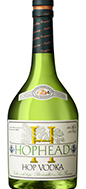 Hophead Vodka Eine ansprechende Vodkaflasche mit dem Namen "Hophead Vodka" vor einem neutralen Hintergrund.