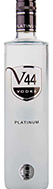 Eine markante Vodkaflasche mit dem Namen "V44 Vodka" vor einem neutralen Hintergrund.